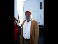 33-Leon Schuster as Homeless man-squatter camp scene